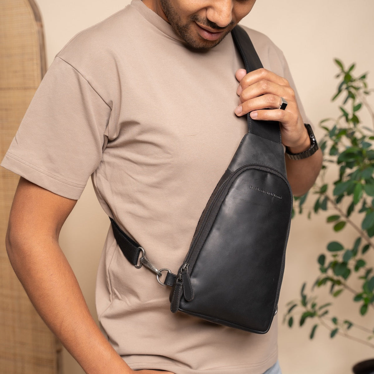 Classic 100% Full-Grain leather Bag - Bagfra med forstærkede læderremme og syninger