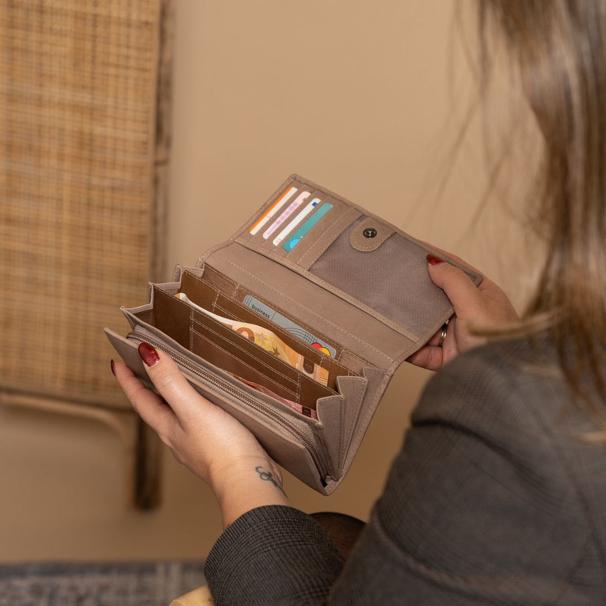 Valetta Full-Grain Leather Wallet til Kvinder – alternate product view 3