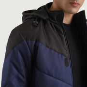 
Indvendig visning Showing Quilted Viscose Lining & To funktionelle inderlommer