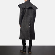 
Maverick Sort Leather Duster til Mænd - Sideprofil med ergonomisk ærmesnit