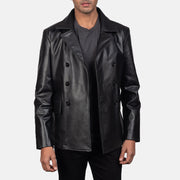 Close-Up Detail of Notch &amp; Buttons Hardware on Men's Mr. Bailey Sort Leather Naval Peacoat til Mænd