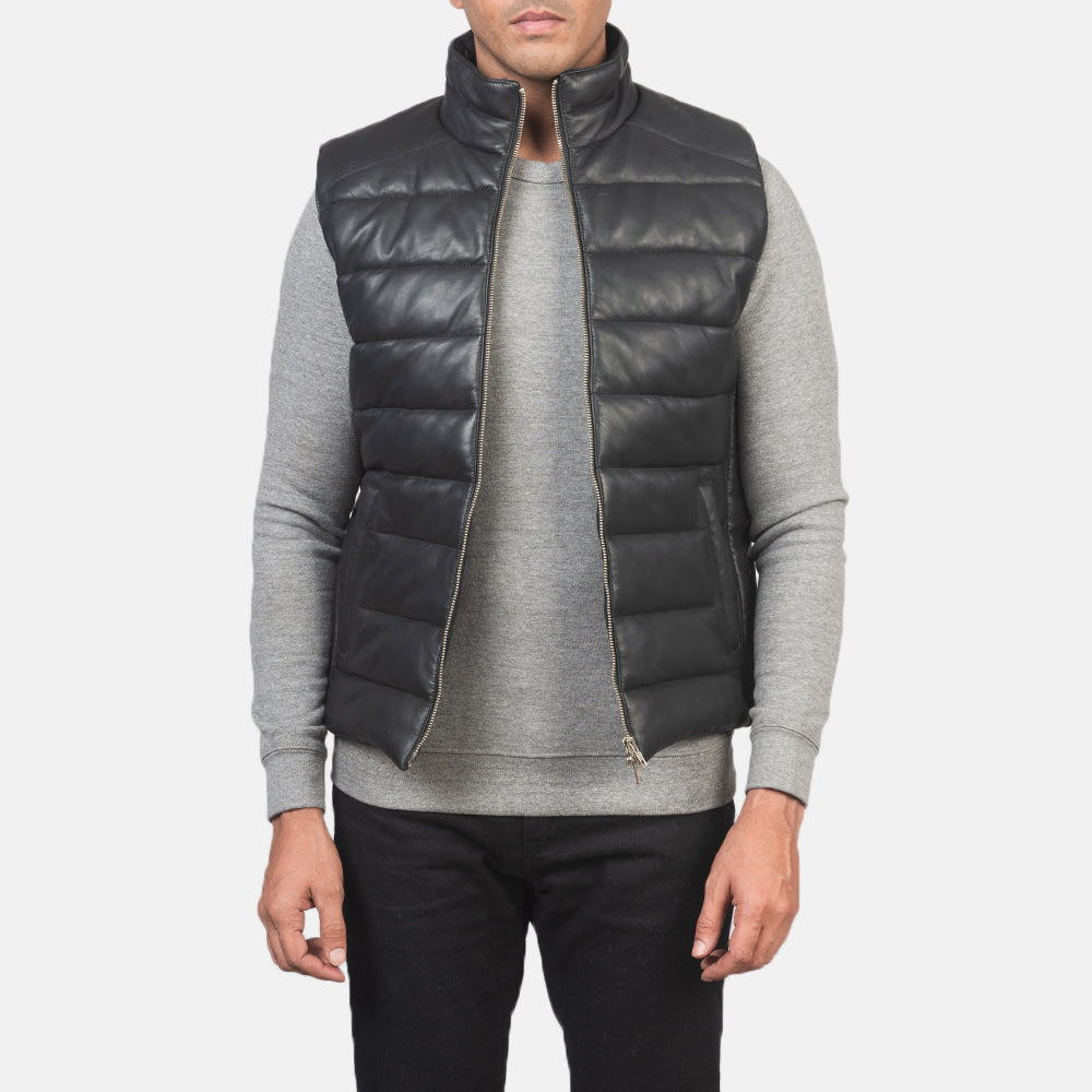 Men's Reeves Sort Leather Puffer Vest til Mænd in Black Sheepskin Leather - Front Profile View &amp; Tailored Silhouette | Buy Online