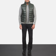 
Reeves Grøn Leather Vatteret vest til Mænd - Sideprofil med ergonomisk ærmesnit