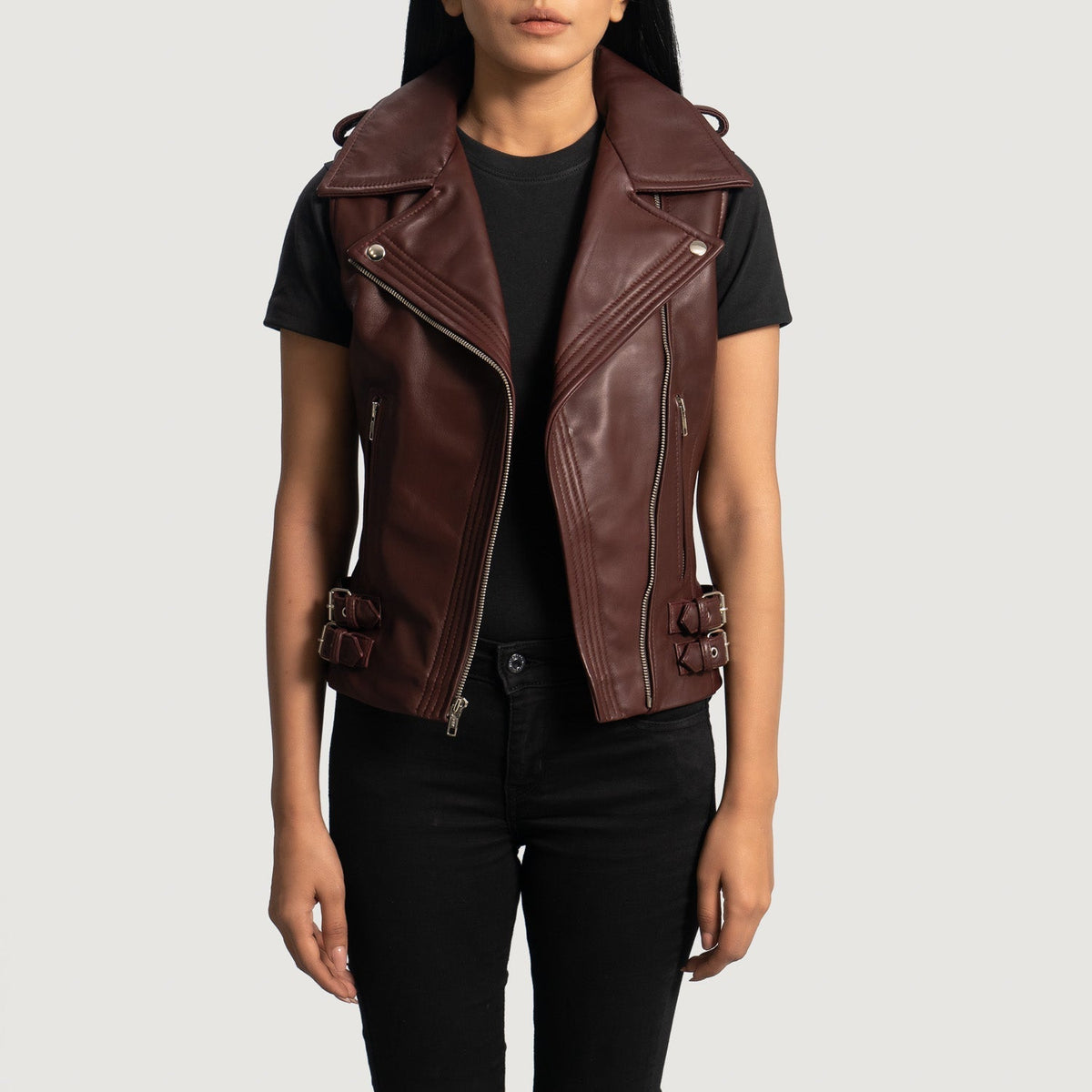 
Maroon Sheepskin Leather Biker Jacket - Bagfra med tilpassede skuldre og ren kant