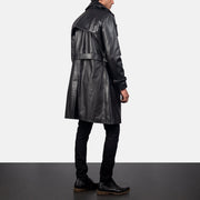 Men's Royson Sort Leather Duster Coat til Mænd - Lateral Side Profile View Showing Sleeve Cut &amp; Athletic Taper Fit