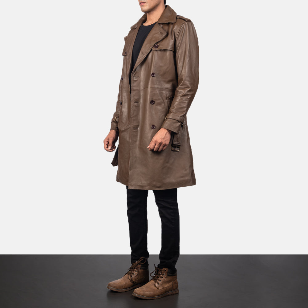 
Mocha Brown Calfskin Leather Trench Coat - Bagfra med tilpassede skuldre og ren kant