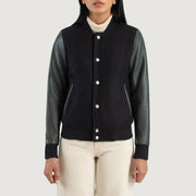 
Nærbillede of Varsity & Snap Buttons Hardware on Savant Green Hybrid Varsity Jacket