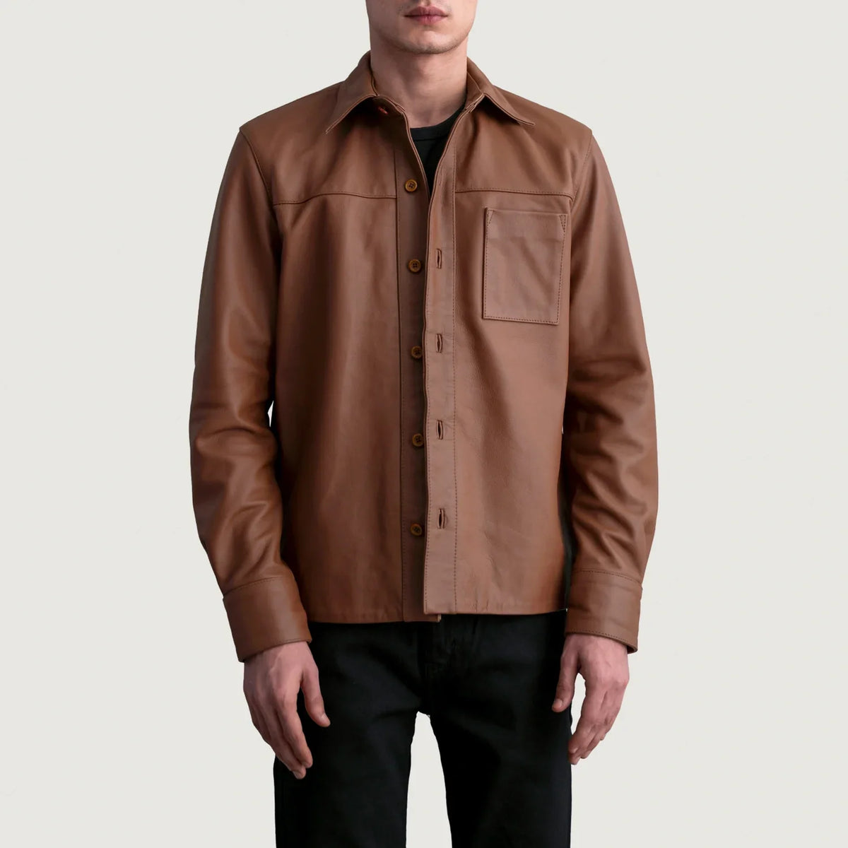 Scout Matte Brun Leather Shirt til Mænd in Matte Brown Cowhide Leather - Front Profile View &amp; Tailored Silhouette | Buy Online