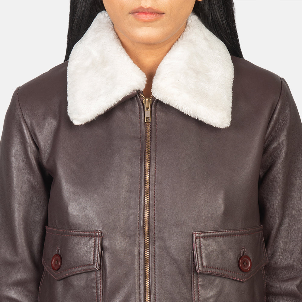 
Indvendig visning Showing Quilted Polyester Lining & To funktionelle inderlommer