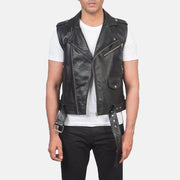 Men's Sullivan Sort Leather Biker Vest til Mænd in Black Cowhide Leather - Front Profile View &amp; Tailored Silhouette | Buy Online