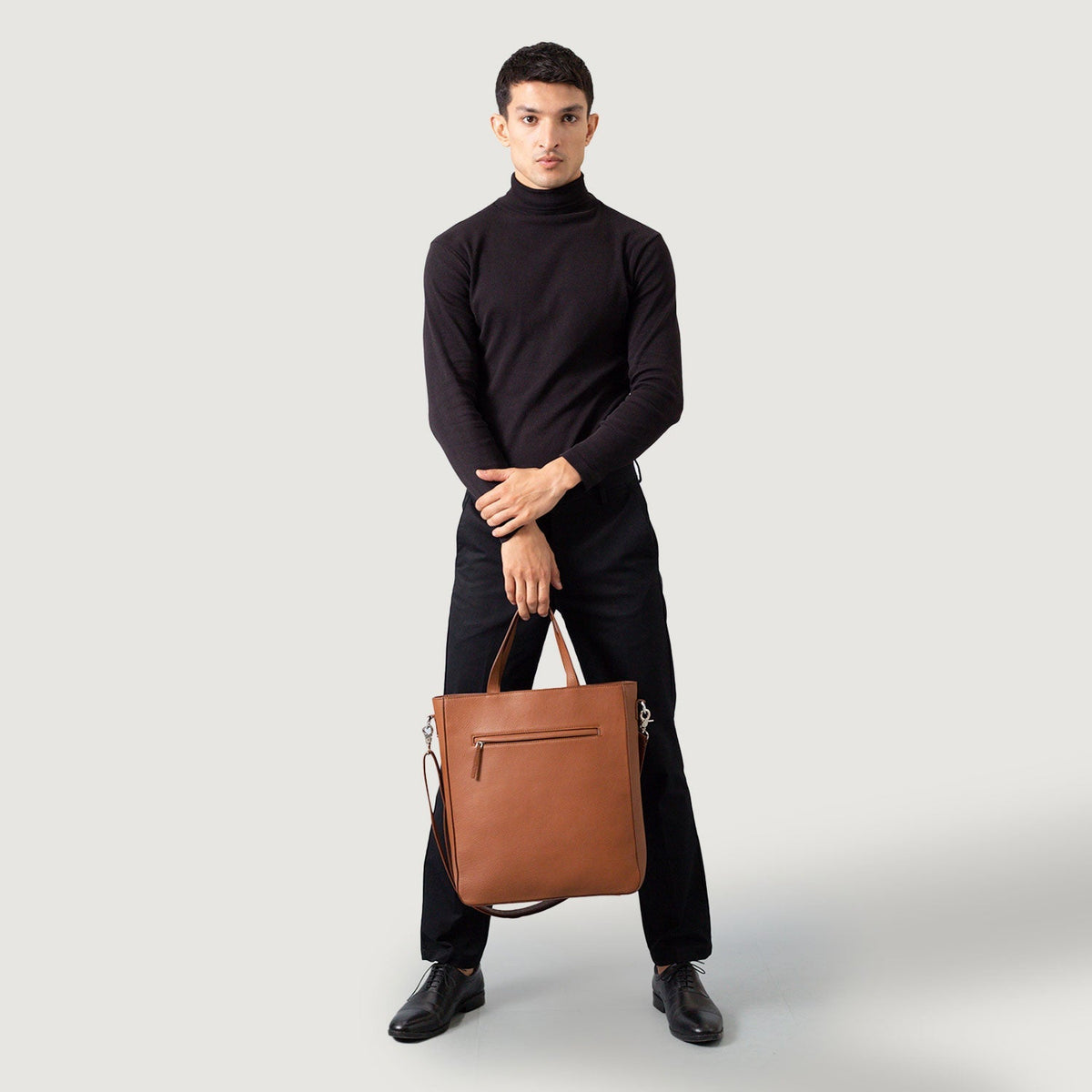 
The Poet Tote bag i læder – alternate product view 2