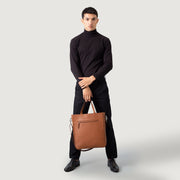 
The Poet Tote bag i læder – alternate product view 2
