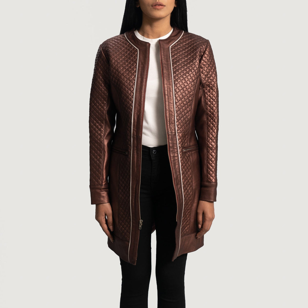 
Trudy Lane Quiltet Kastanjebrun Læderfrakke til Damer in Maroon Sheepskin Leather - Forfra med skræddersyet silhuet | Køb online