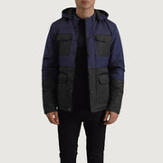 
Wayne Sort & Blå Hooded Puffer Læderjakke til Mænd in Black + Blue Full-Grain Leather - Forfra med skræddersyet silhuet | Køb online